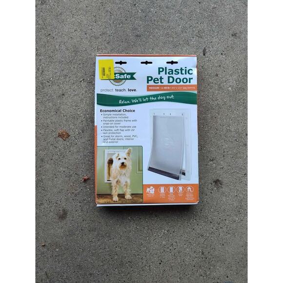 Pet Safe Plastic Pet Door - Picture 1 of 2